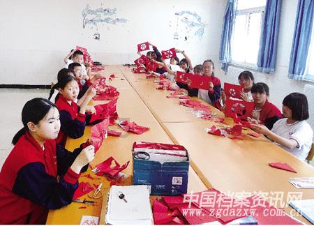 你们觉得这一生是后悔的事情多，还是觉得不后悔的事情多？游戏画面